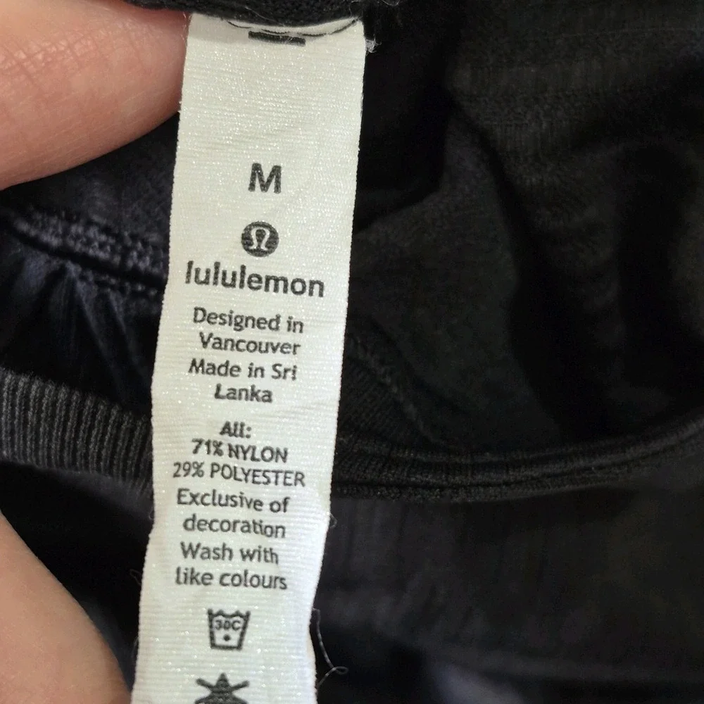 Lululemon Hoodie Top Womens Medium Black Rest‎ Less Seamless Running Training